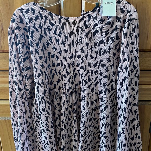 LADIES TOP - Picture 3 of 3